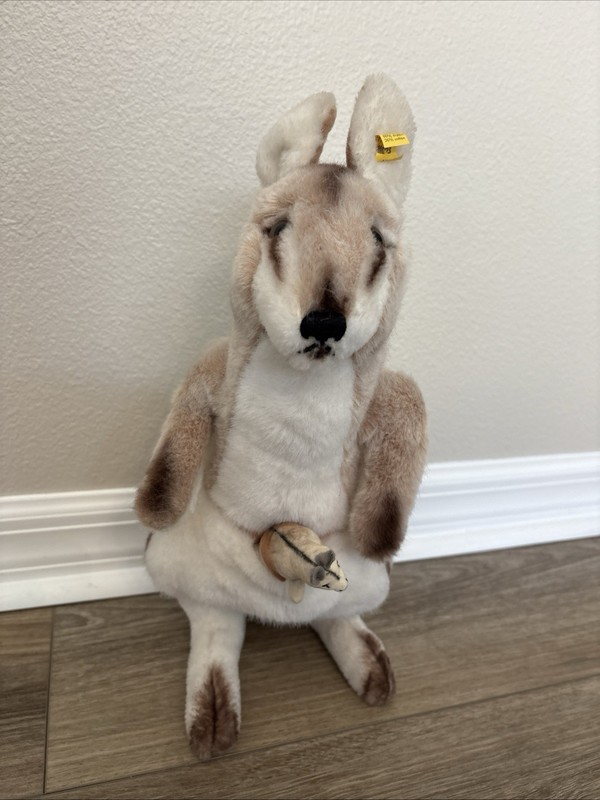 Vintage Steiff  Stuffed Kangaroo W Baby Joey 0710-45 W Ear Button Germany 18”
