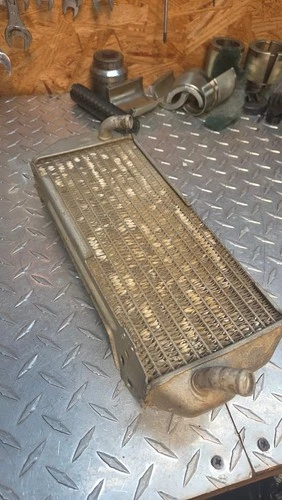 RADIATOR, LH