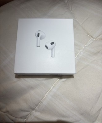 Apple AirPods (3rd Generation) Wireless In-Ear Bluetooth White MagSafe Case