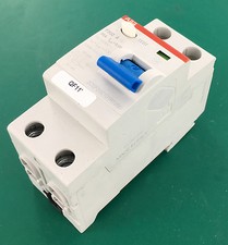  ABB 25-amp 2CSF202101R1250 F202A-25/0.03A 2P RCD 25A 30MA 230v 2-Pole Breaker