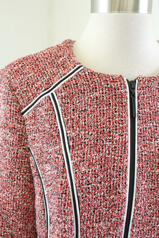 Chaqueta Blazer Nanette Lepore Roja Negra Blanca en Forma de Tweed Sin Cuello Cremallera Frontal 8 Foto 2 de 4