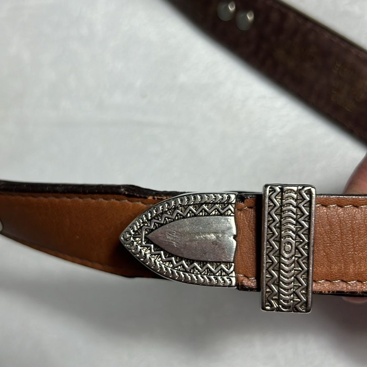 American Bison Genuine Leather, Hair Concho,silvertone removable buckle Western Brown Shrunken Bison Western Belt with Scalloped Tabs  main image 4
