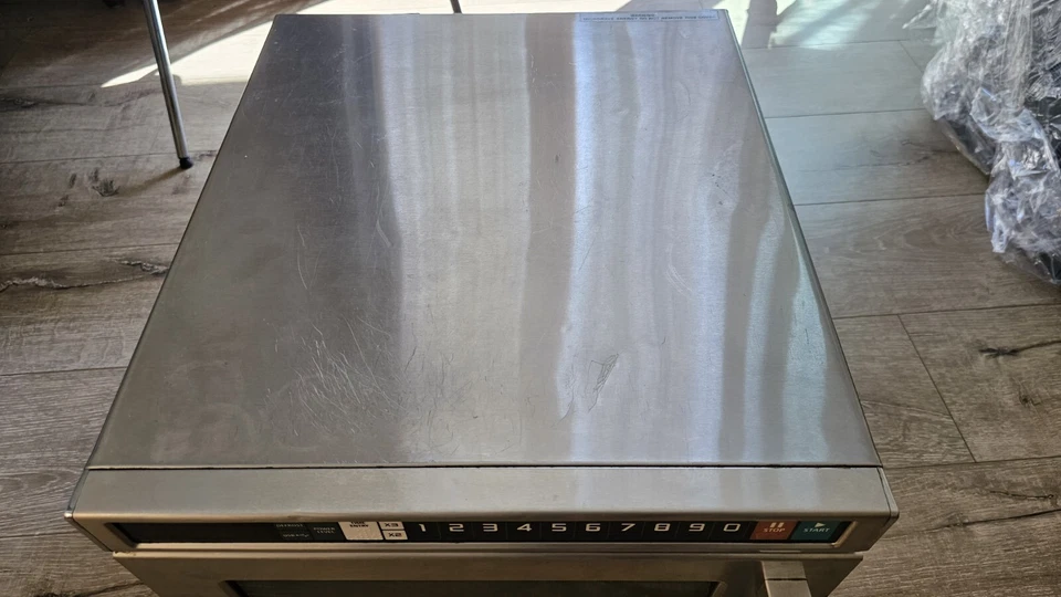 Microondas SOLWAVE 180MWHD18 Foto 4 de 4