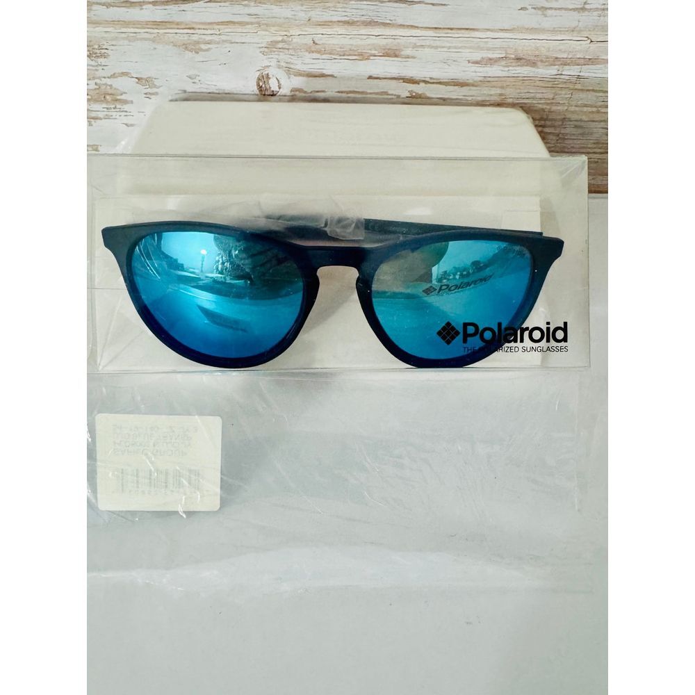 Polaroid Retro Mirror Cat Eye Sunglasses with Blue Polarized Lenses for Anti-Glare Protection-image
