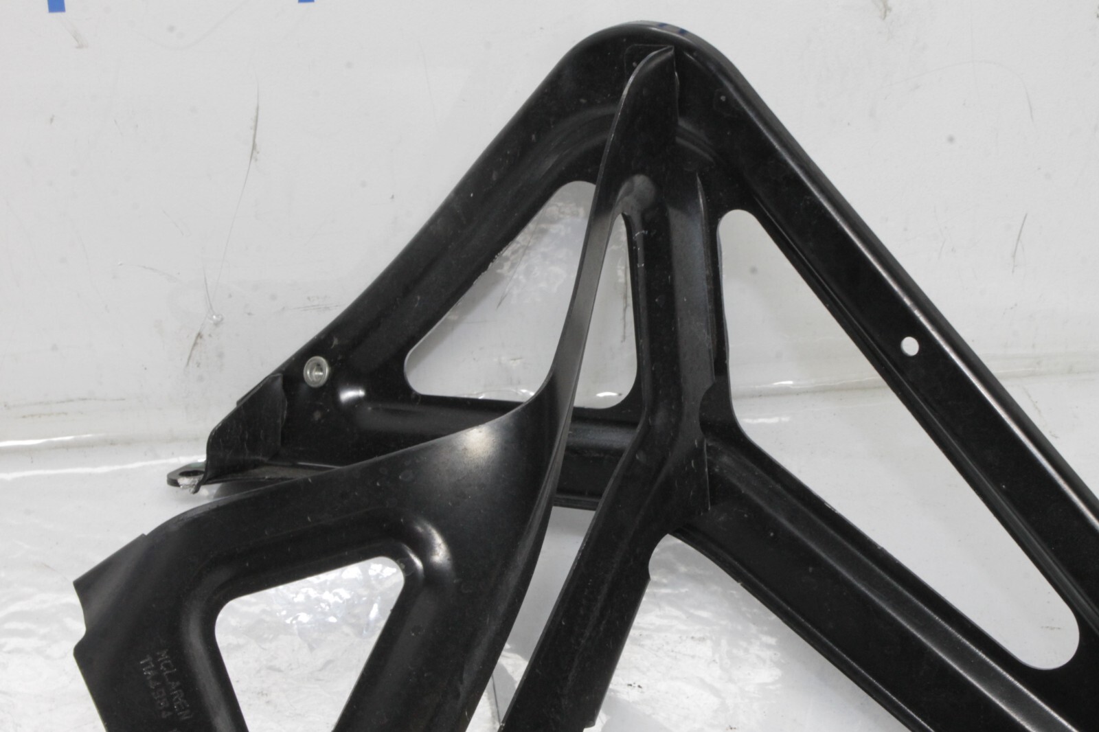 12-14 MCLAREN MP4-12C 12C 570 650 OEM LH REAR QUARTER PANEL BRACKET 11A4984CP