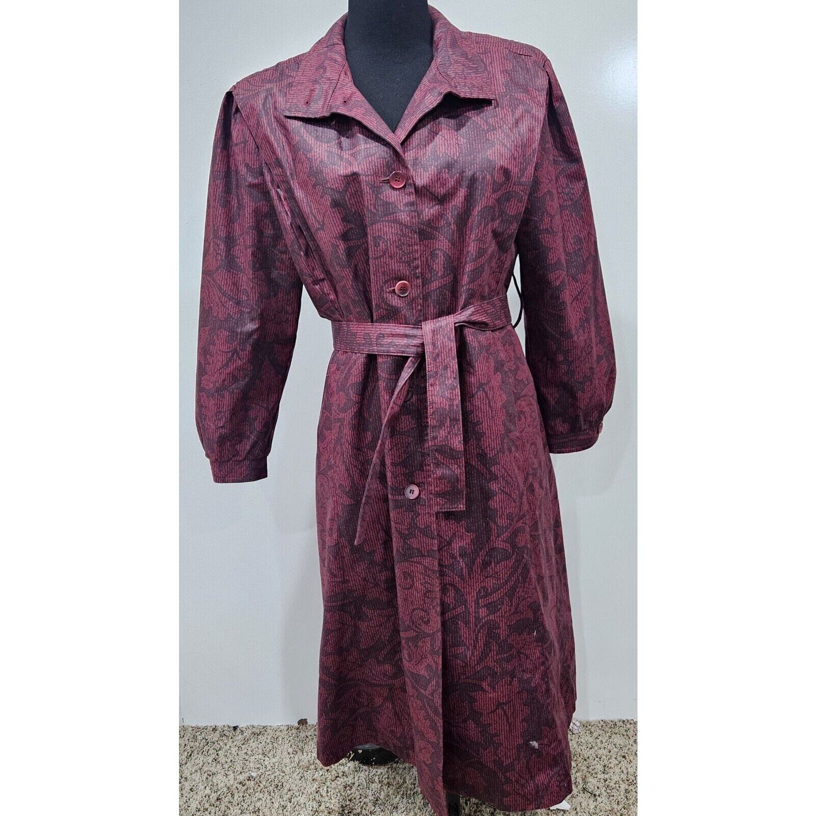 London Fog Size 10 Petite USA Vintage Floral Lined Raincoat Old Money Style