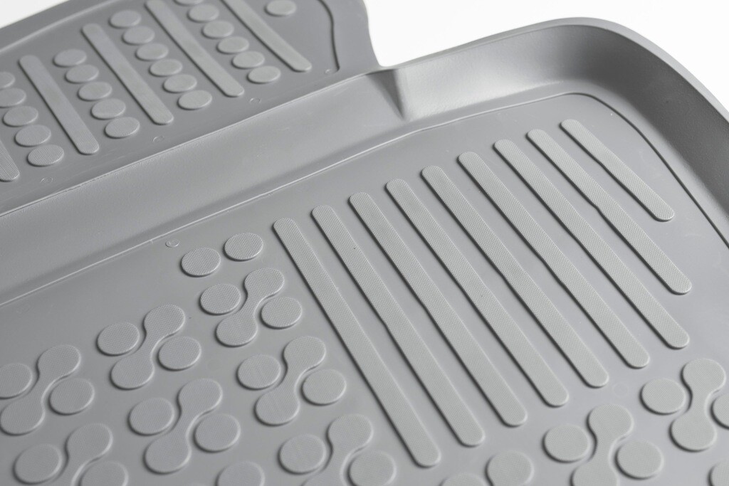 Floor Mats Liners Set For Mercedes E Class 20102013 W212 E350 500 63