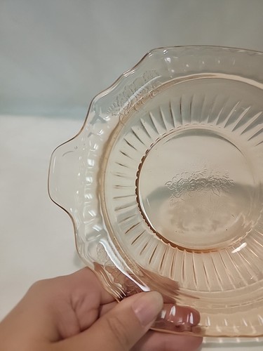 Vintage Pink Depression 1930 Open Rose 8” bowl - Picture 3 of 8
