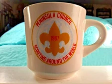 Boy Scout Mug Vintage 1987 "Peninsula Council Scouting Around the World" 3.25"