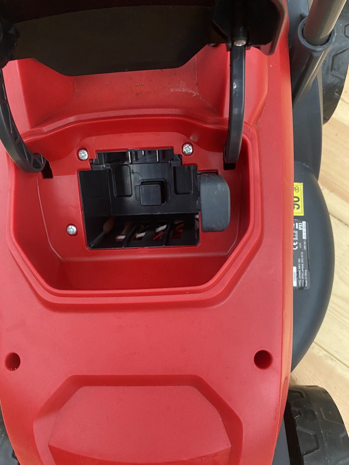 Cordless Battery Lawn Mower Lawnmower Sovereign 18V 32cm LM32H Used