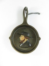 Vintage Made in USA Cast Iron Mini Skillet Ashtray โ Painted Pilgrim