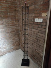 Colonna porta cd in metallo vintage, introvabile, unica, punta colorata.