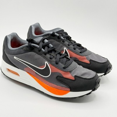 Nike Air Max Solo Se Size 11 Mens Anthracite Black Orange FJ2594-001, NEW