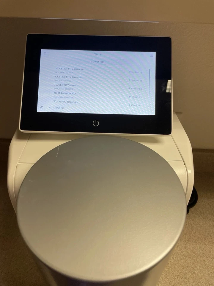Horno SpeedFire Dentsply Sirona CEREC, menos de 20, ligeramente usado Foto 4 de 4