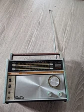 Vintage Radio Soundesign model 2439 solid state, not working