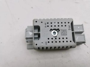 VW T-ROC A11 Antennenverstärker  5Q0035570 1.00 Petrol 85kw 2018 26490171