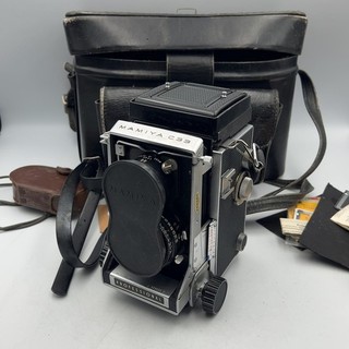 Mamiya C33 Professional TLR 80mm f/2.8 con custodia e accessori