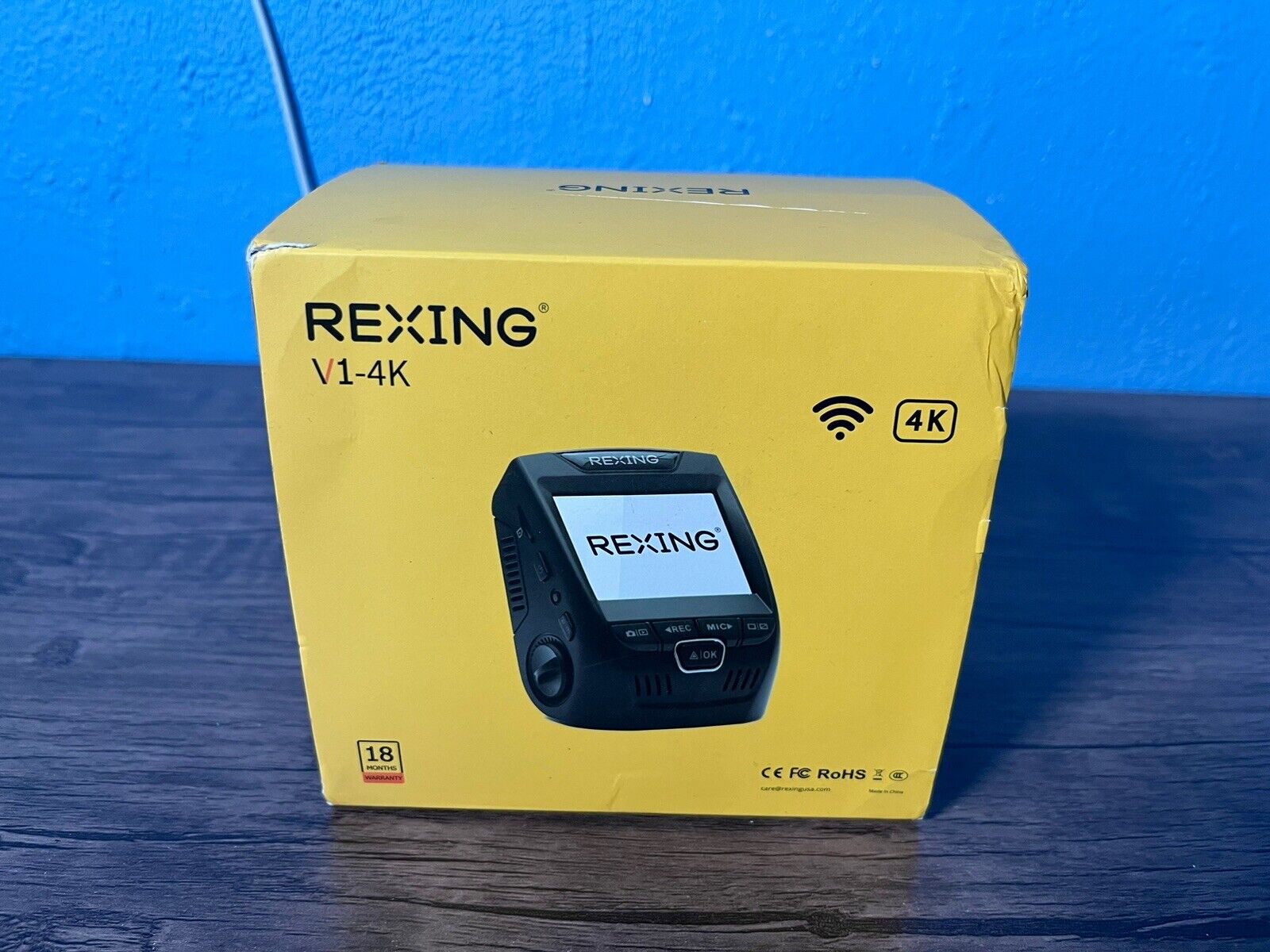 Rexing V1 - 4K Ultra HD Car Dash Cam 2.4" LCD Screen, Wi-Fi, 170° New Open Box