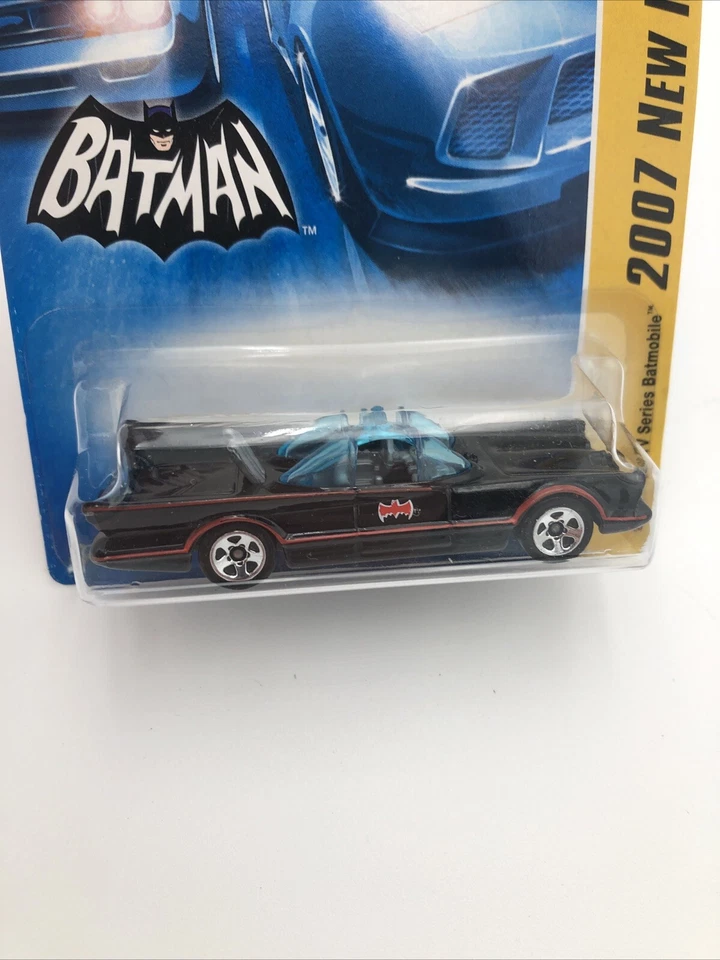 Hot Wheels 1966 TV Series Batmobile 2007 New Models 1:64 Diecast Car - NIP - Image 3 of 3