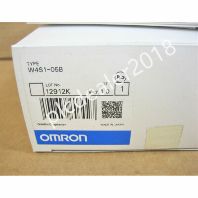 New Omron W4S1-05B Switching Hubs W4S105B Expedited Shipping