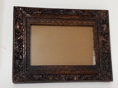 5x7 Carved Picture Frame with Artistic Border
