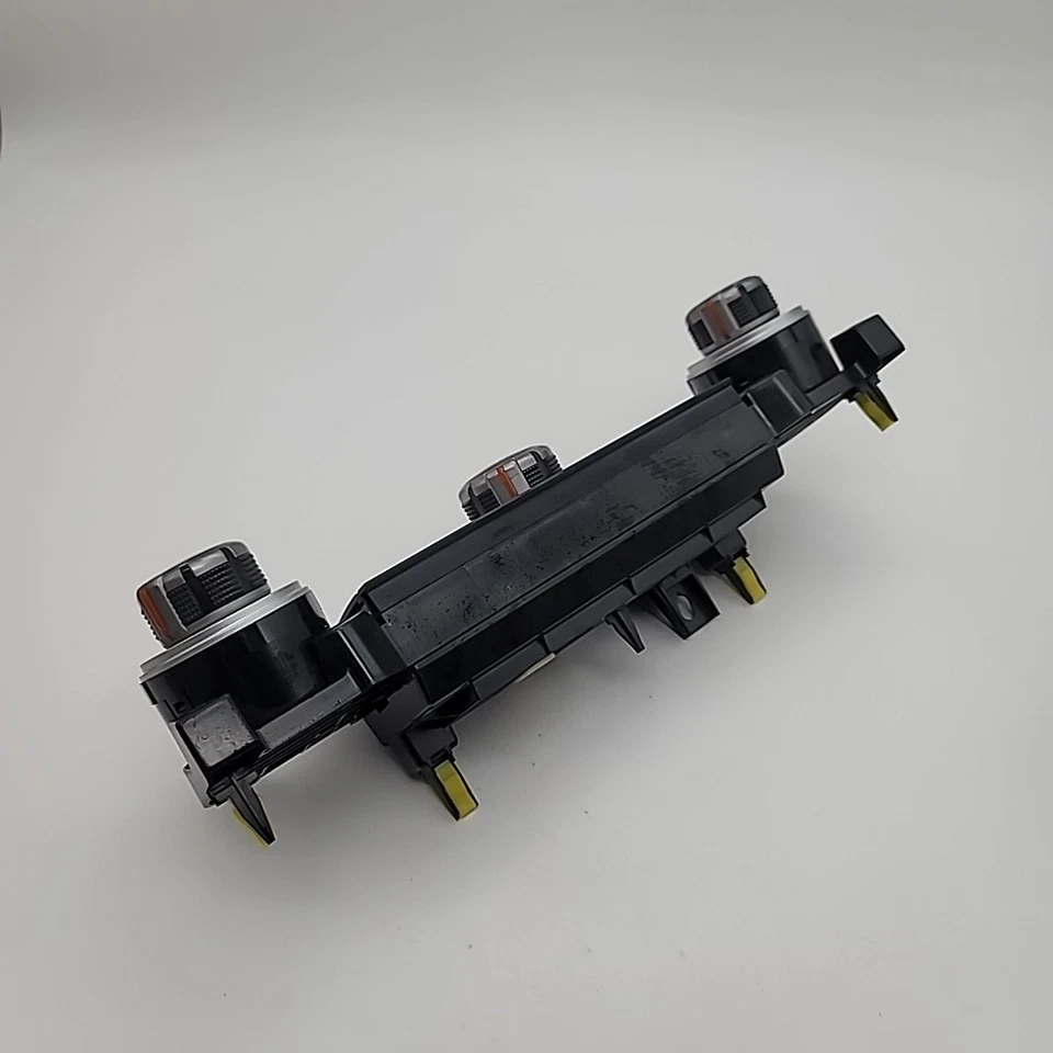 2014 - 2021 Toyota 4Runner Heater AC Manual Temperature Climate Control OEM - Image 3 of 4