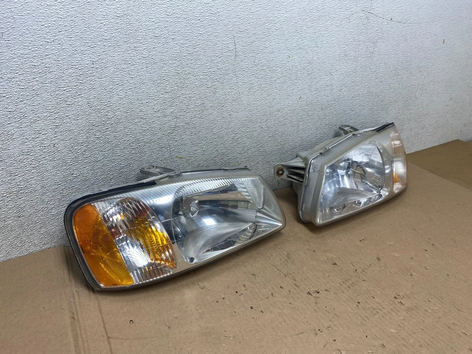 Faros halógenos izquierdo+derecho Hyundai Accent 2000-2002 R1269 DW Foto 3 de 4