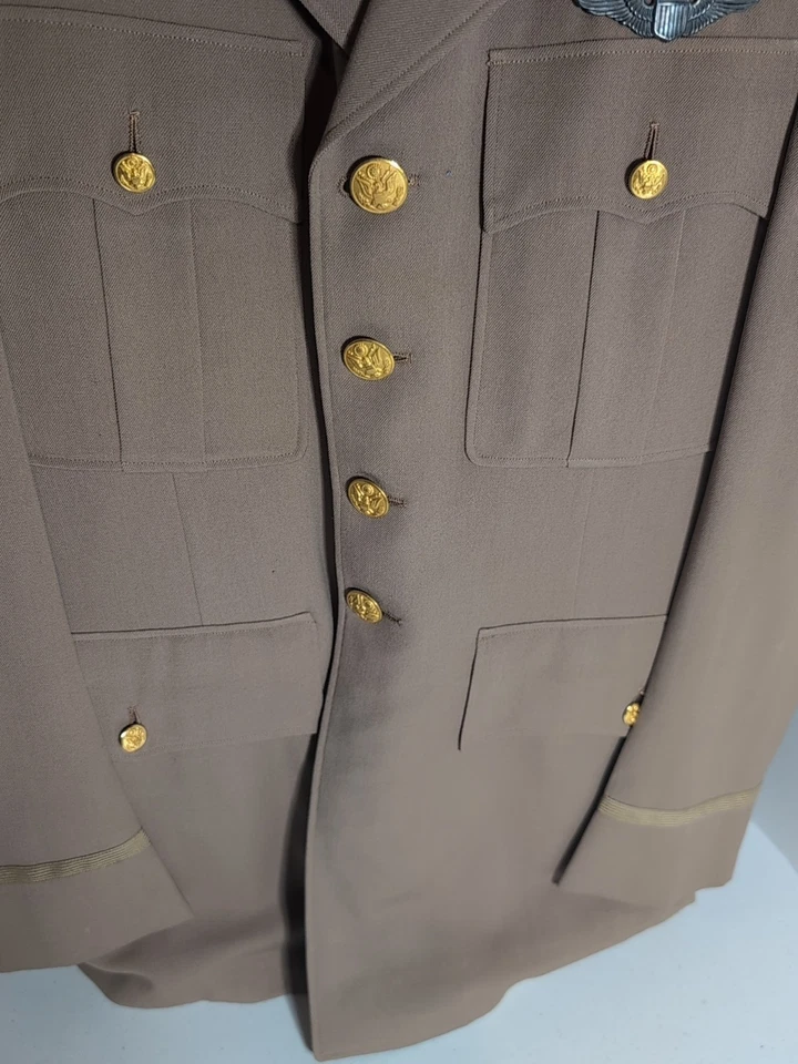 WWII U.S. ARMY AIR CORPS PILOT'S UNIFORM COAT/ Shirt  INSIGNIA Patch - Image 2 of 4