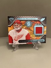 CHRIS OSGOOD 2001-02 Pacific Private Stock Titanium Game-Worn Jersey #96 - NM/MT