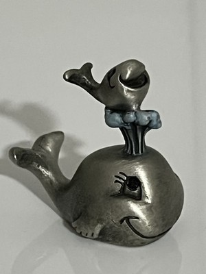 1982 Hudson Pewter USA Mama & Baby Whale Waterspout Figurine HB2698 Bubbles