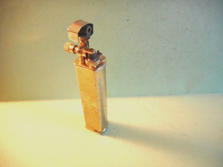 BRIQUET COMBO LIGHTER Feuerze 打火机 ACCENDINO AANSTEKER léttari ljusare ENCENDEDOR