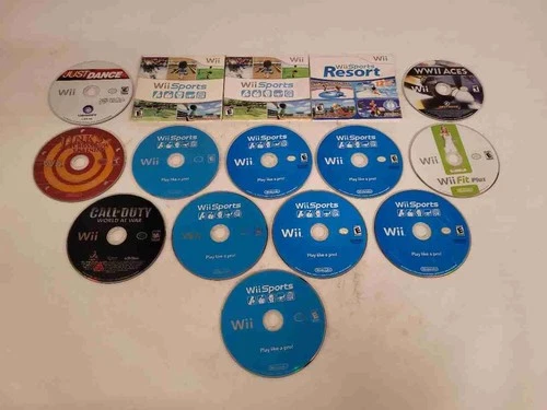 Nintendo Wii Loose Disc Video Game Lot: Wii Sports & More!