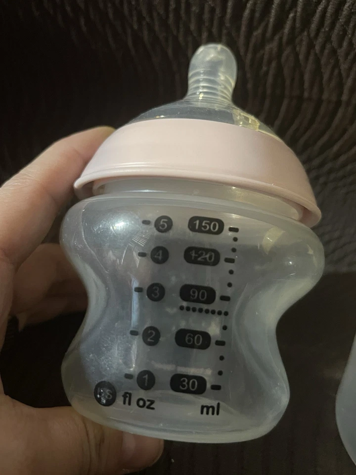 Tommee Tippee & Medela Baby Bottles 5 Oz Capacity Each Silicone Nipples Yellow - Image 4 of 4