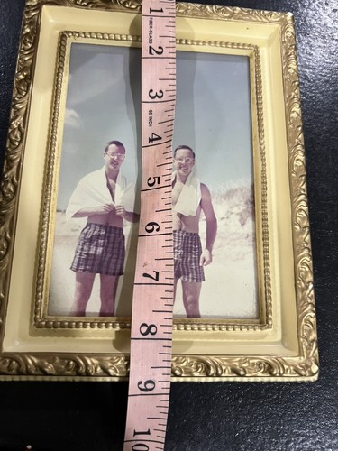 Vintage Framed Beach Photo Twin Brothers Mid-Century Gold Ornate Frame Unique - Picture 4 of 9