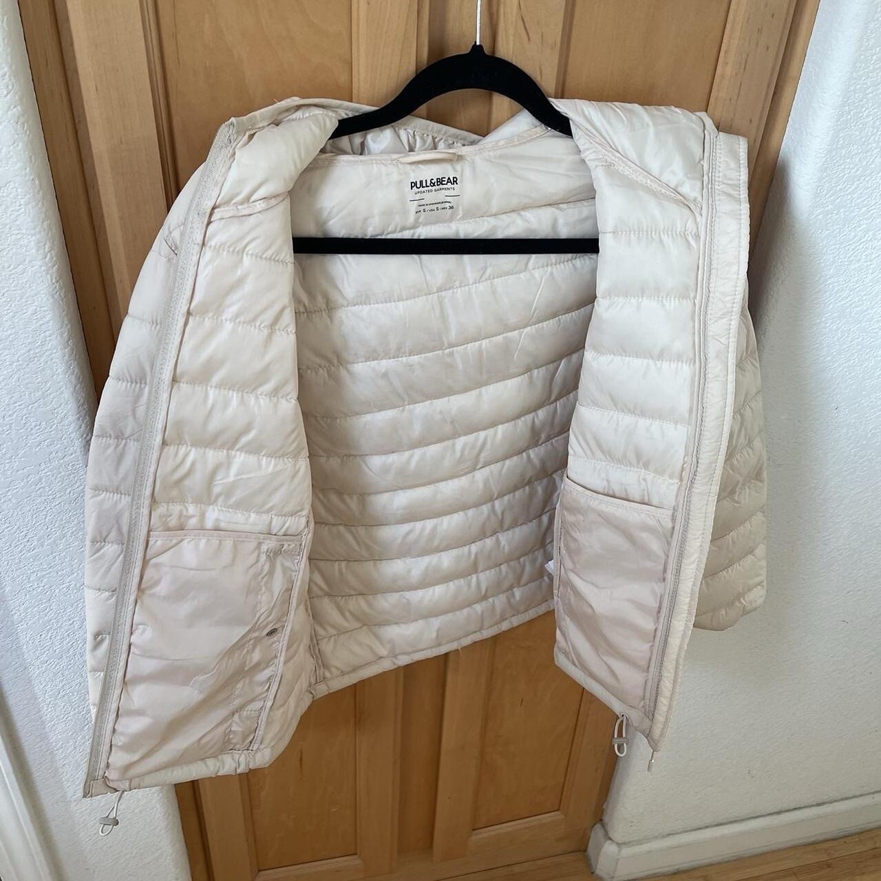 Pull & Bear Lightweight Puff Padded Hooded Jacket… - image 6