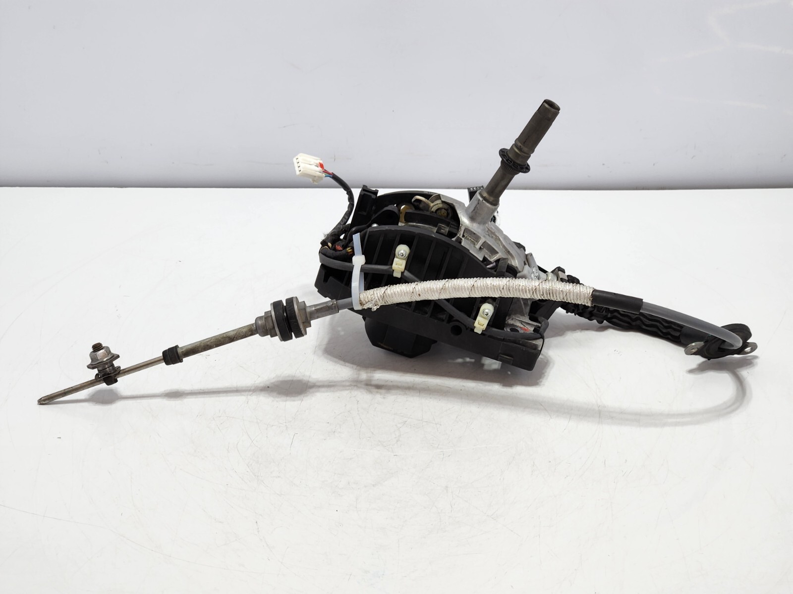 ✅ 08-18 OEM Maserati GT M145 Automatic Transmission Gear Selector Shifter 51k