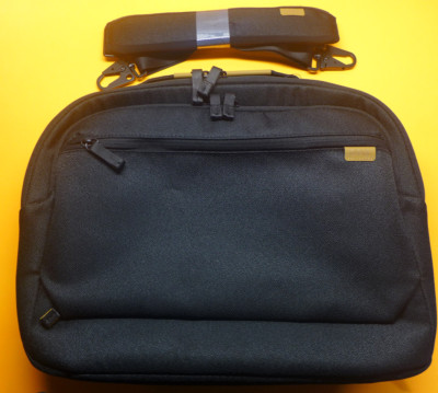 New Dell CC7625 Pro 14-16 Premium EcoLoop Briefcase Notebook Pocket R829W