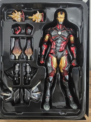 Marvel Universe Variant Play Arts Kai Iron Man Action Figure - Picture 4 of 5