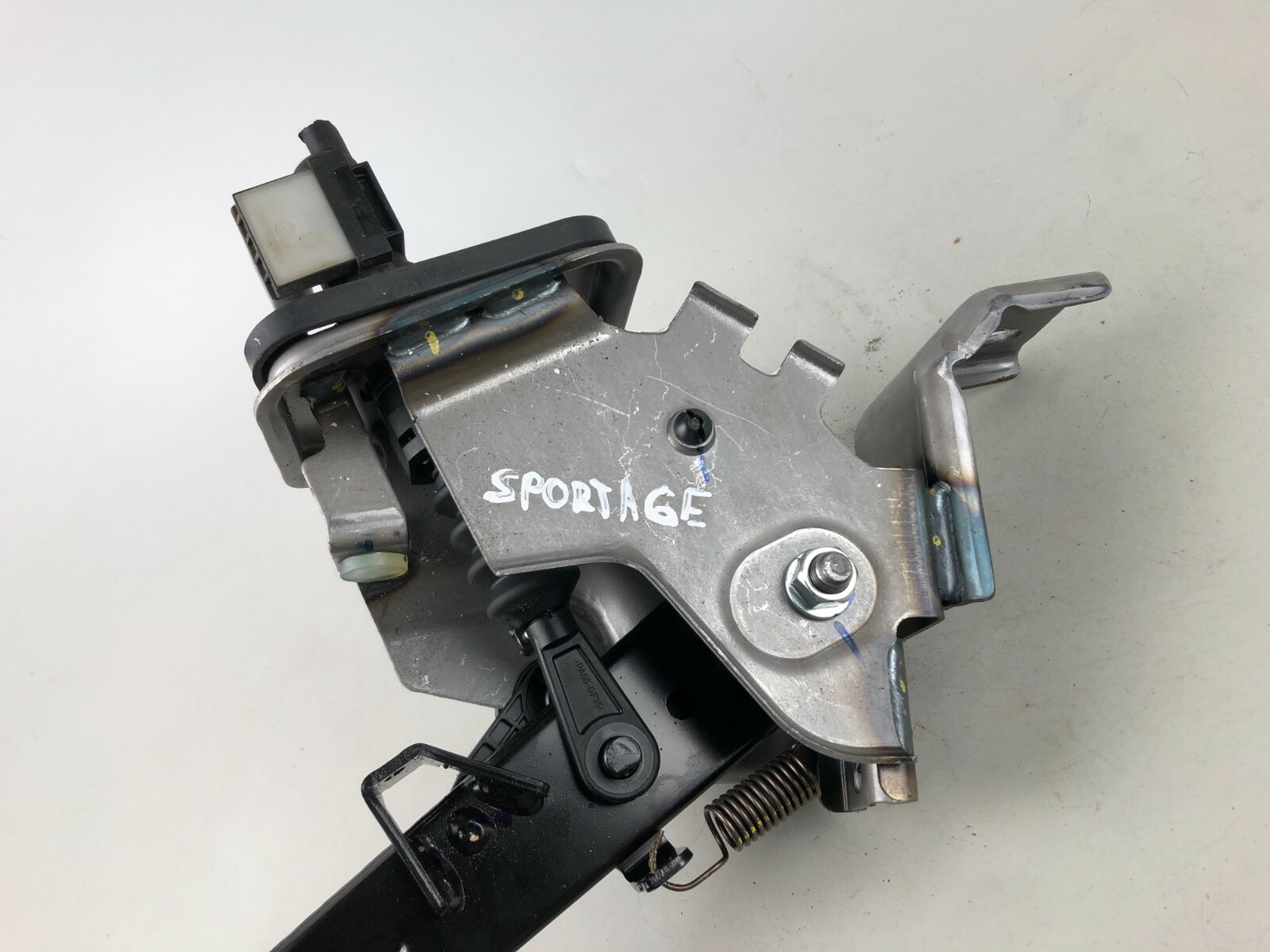 2018 KIA Sportage Mk4 Clutch Pedal Assembly Unit 93840B2100 eBay