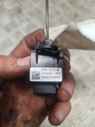 LAND ROVER FREELANDER ELECTRIC WINDOW SWITCH (FRONT PASSENGER) 03451320 06-14 - Picture 8 of 9
