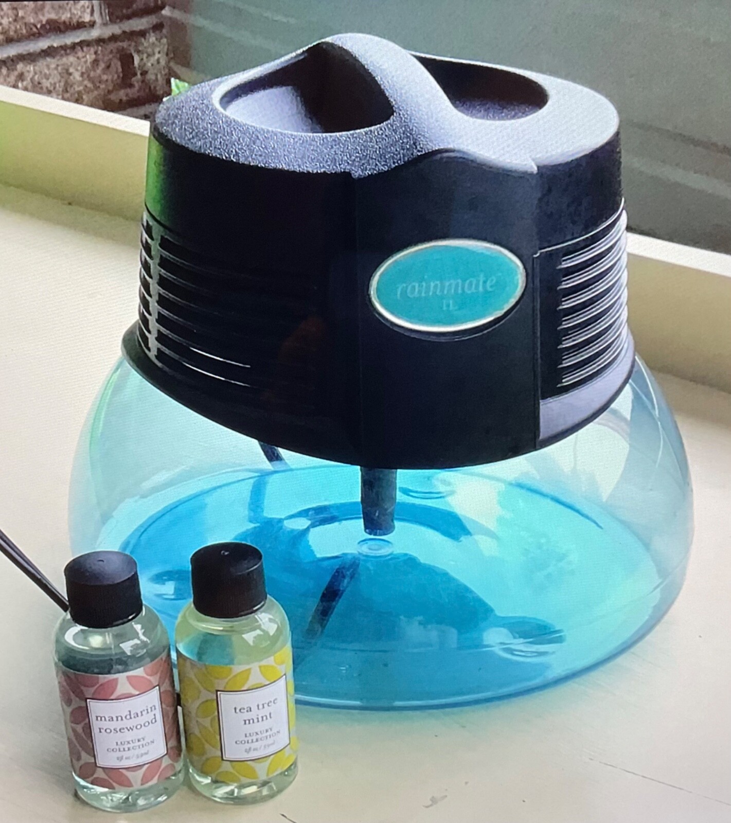 RAINBOW RAINMATE IL Air Freshener Purifier Model AP2 LED Light & 2