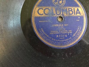 Victrola Record Honolulu Bay / Romola By Ferera & Franchini Columbia A3316