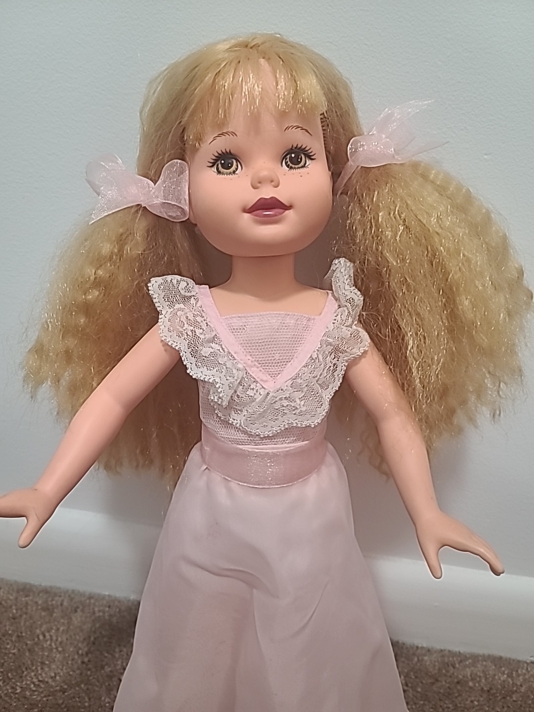 1988 Hasbro Doll Free Shipping 