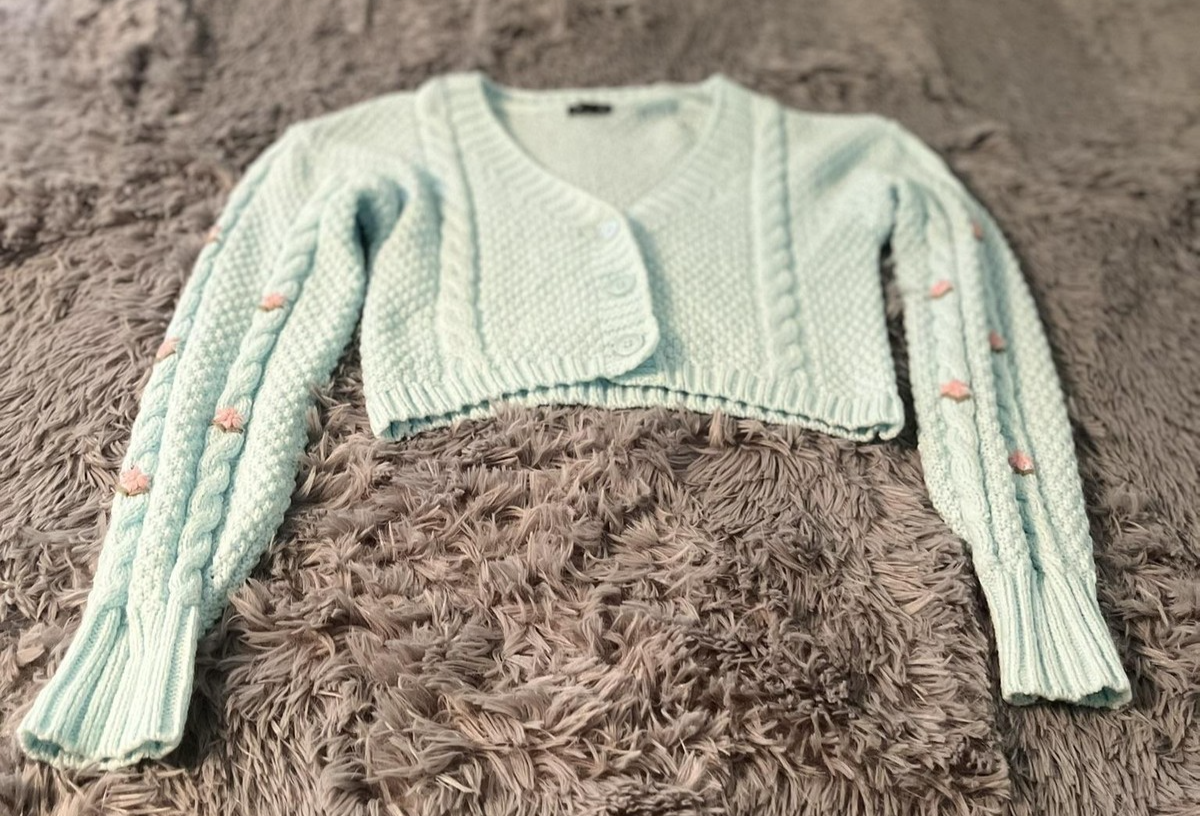 Sweater Womens Medium Blue Cropped Cardigan Floral Knit Cable Knit Soft Girl-image