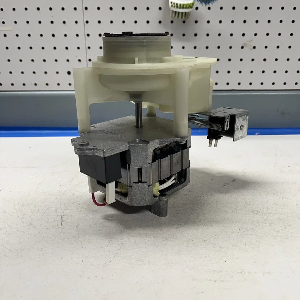 Bomba de circulación para lavavajillas OEM 165D9776P002 IC-61225GDWH 115v bomba Foto 4 de 4
