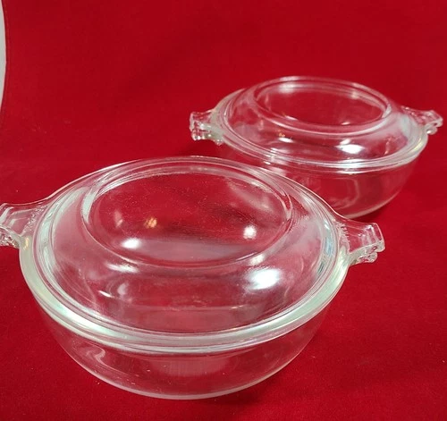 2 Pyrex Vintage 019-20oz. Glass Casserole Dishes  With 681-C Lid and Tab Handles