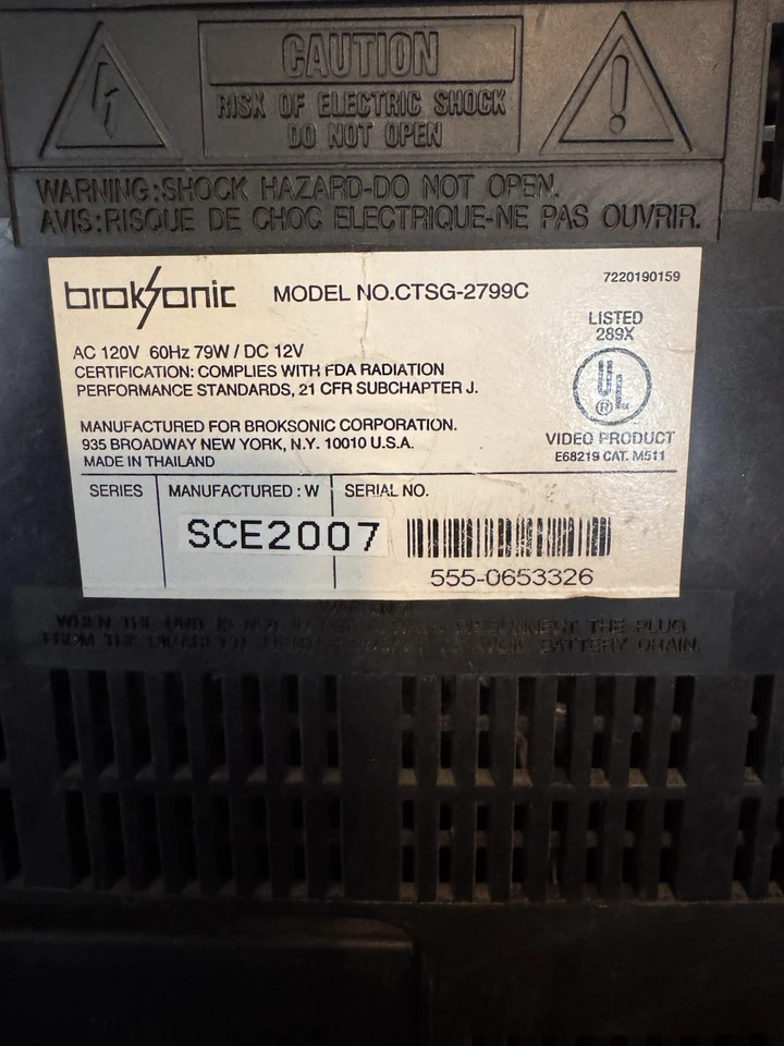 TV colorida BrokSonic 9" - VCR combo modelo CTSGT-2799C VHS VCR não funciona - Imagem 4 de 4