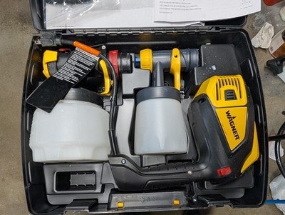 Hand Sprayer. Used once immaculate w all directions and case