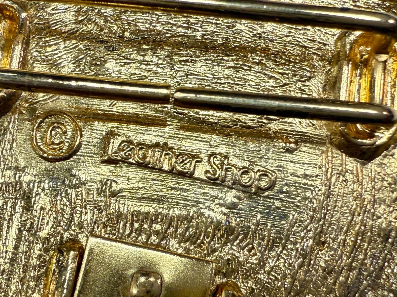 Large Swirl Pattern Interlocking Two Piece Vintag… - image 10