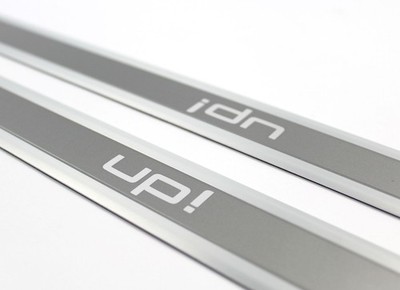 VW UP Einstiegsleisten Set 2 Türer Sondermodel ''Cheer UP'' Edelstahl anthrazit